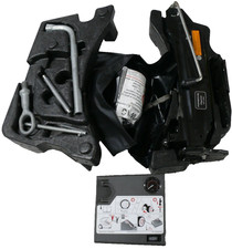 Bordwerkzeug Wagenheber Luftpumpe Abschleppöse Porsche Cayenne 2 958 92A