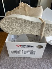 Sneaker von Superga, beige mit