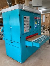 Bütfering Breitbandschleifmaschine