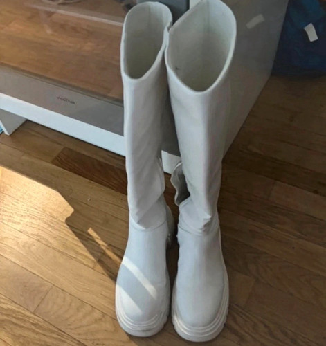 Coole weiße catwalk boots - coole,