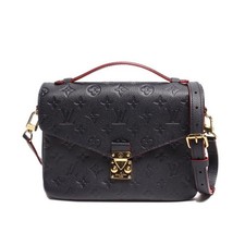 Louis Vuitton Pochette Metis