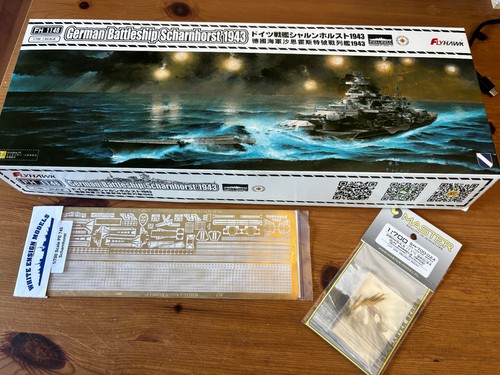 Flyhawk tom scharnhorst - +,