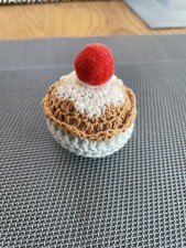 MUFFIN Gehäkelt Spielzeug Küche Kaufmannsladen Dekoration Törtchen