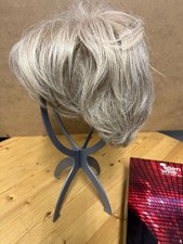 Damen Perücke von ELLEN WILLE mit OVP und Ständer