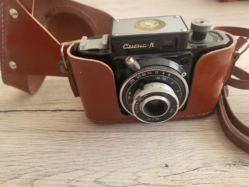 Alte kamera mit etui smena - mit,