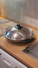 Fissler Magic Wok 18/10 mit Dämpfeinsatz, Edelstahldeckel und Abtropfgitter