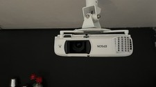 Epson EH-TW650 Full HD Beamer