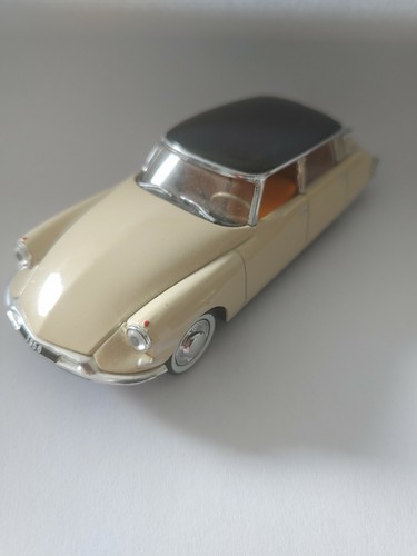 Modellauto citroen ds - modellauto,,