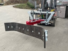 Schmutzschieber 2550mm hydr. schwenkbar mit Euroaufnahme Traktor Frontlader