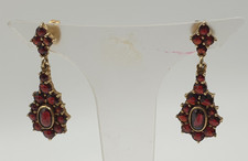 traumhafte Granat Ohrringe