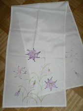 Belday Home Tischdecke 140x40cm Tischläufer weiß Stickerei Blumen NEU Ostern