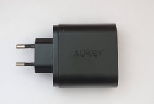 Aukey PA-T13 Quick Charge 3.0 33W USB Schnellladegerät mit Micro USB Kabel