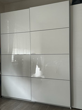 Moderner Kleiderschrank mit Hochglanz-Schiebetüren – Selbstabbau & Abholung