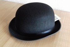 Bowler Hut, Melone, Mütze