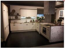 Concept Landhauküche Magnolienweiß Castelleiche Wangen Stilküche mit Pilaster