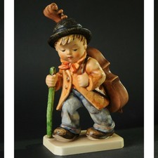 Goebel W. Germany - Hummel 1. Wahl - Figur - Heimkehr Little Cellist - ca. 19 cm