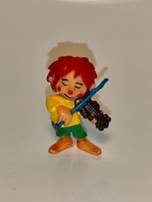 ??Pumuckl mit Geige  Ü Ei !!!! Oben Top Zustand, Füsse wurden jedoch bemalt