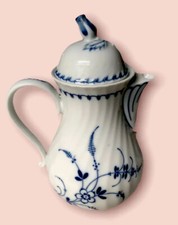 KAISER PORCELAIN COFFEE POT