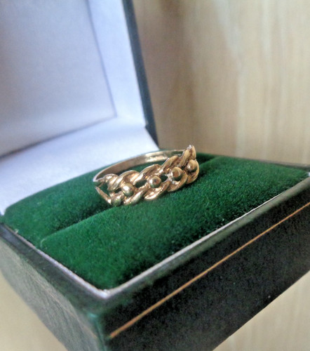 Gold keeper ring - 9, kt