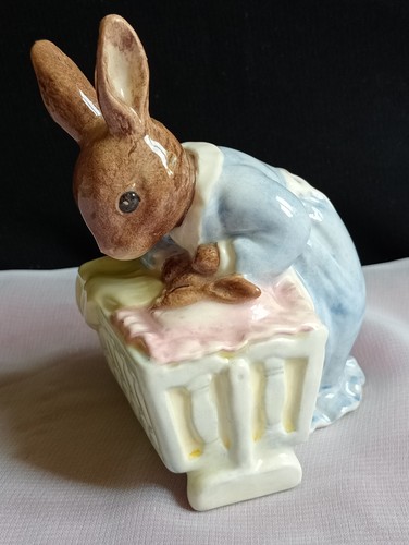 Royal doulton bunnykins db158 - royal,
