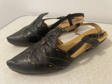 Extravagante Rovers Gr. 39 Schwarz Slipper Leder hinten offen spitz #SIL