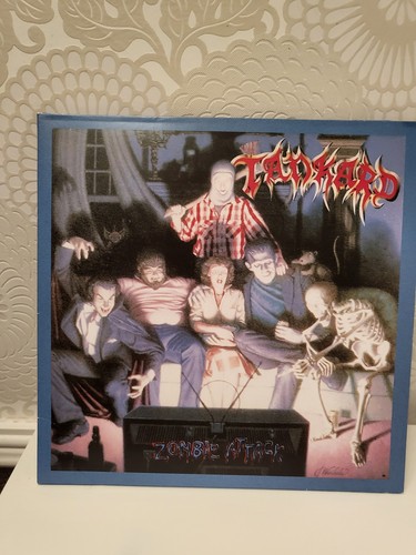 Tankard zombie attack - -,