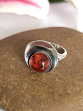 N. E. From, zauberhafter Ring