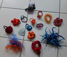 Konvolut 14 ausgefallene Haargummis - Filz - Samt - Perlen  + 1 Haarspange (Neu)