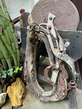 ALTES PFERDEGESCHIRR  PFERDE KUMMET ZUGGESCHIRR ANTIKES PFERDEHALFTER BAUER DEKO