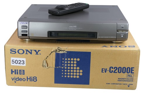 Sony c2000e hi8 - -,