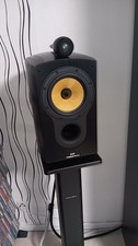B&W 805s Nautilus
