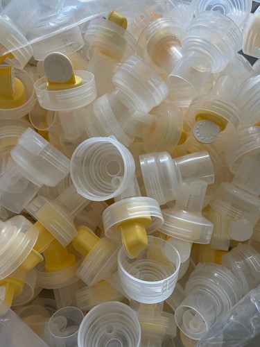 Pair new medela connector - new,