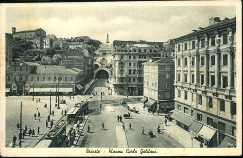 Trieste piazza carlo goldoni - piazza,