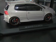 NOREV 1:18 VW Golf V Zender