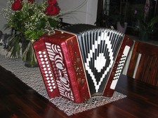 Garmoschka Knopfakkordeon