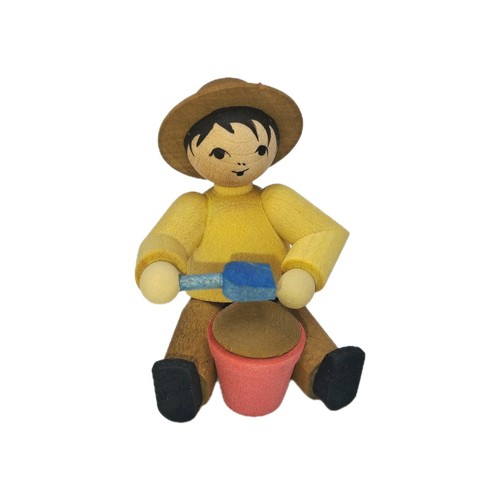 Junge mit eimer 6cm - mit,