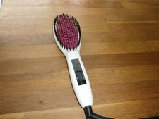 Aufheizbare Bürste von Instyler