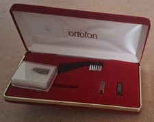 Ortofon Concorde "CaseBox" Rot/Inkl. Bürste + 3 Nadel-Schutzkappen/"Ohne System"