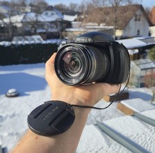 Fujifilm FinePix HS10 Digital