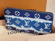 LOUIS VUITTON Long Wallet