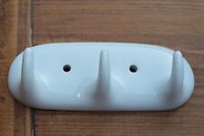 3er Haken oval mit 2 Löchern