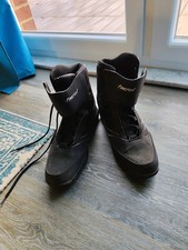Motorradstiefel der marke - motorradstiefel,