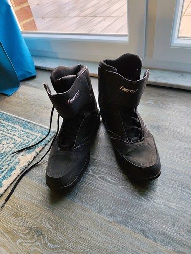 Motorradstiefel der marke - motorradstiefel,