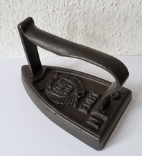 Tolles, altes Bügeleisen -