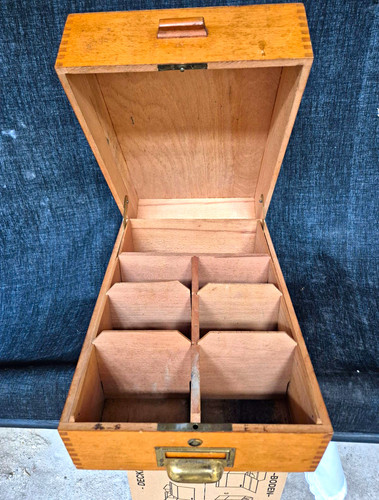 Holztruhe vintage - holztruhe,