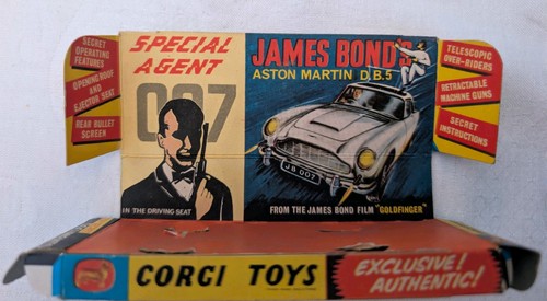 Corgi toys 261 james - corgi,