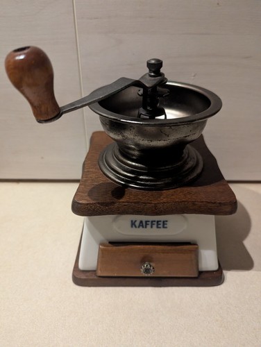 Antike kaffeemühle - ☕️, –