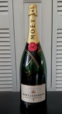 MOET CHANDON GROSSES MAGUM DISPLAY (LEER) SEKTFLASCHE DEKORATION ORNAMENTE 