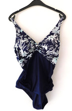 NEUER  Badeanzug  Gr.  44/46