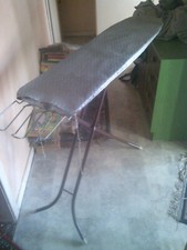 bügelbrett mit ablage